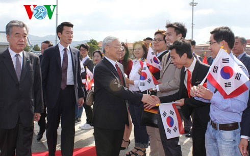 Генсекретарь ЦК КПВ завершил государственный визит в Республику Корея - ảnh 1